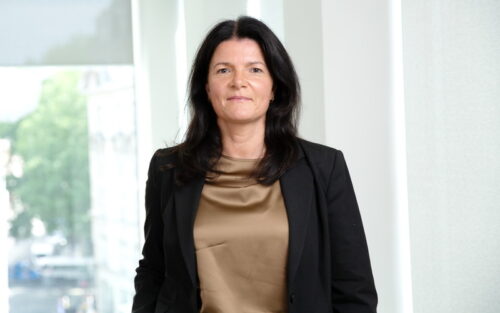 Chantal Van Stipriaan 25