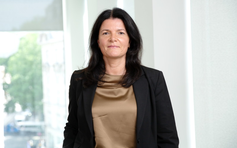 Chantal Van Stipriaan 25